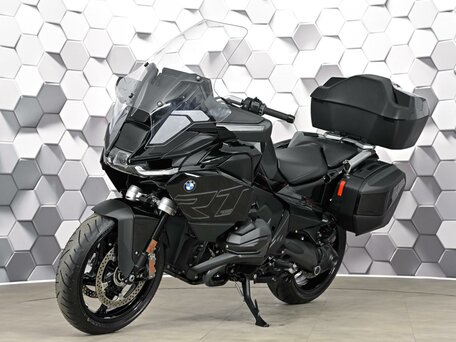 2025 BMW R 1300 RT, чёрный, 2977000 рублей, вид 2