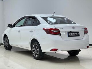 2022 Toyota Vios III Рестайлинг, белый, 940000 рублей, вид 4