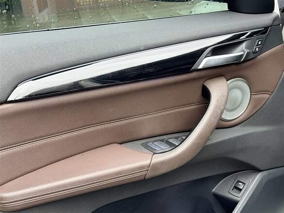 2021 BMW X1 Long 20Li sDrive II (F48) Рестайлинг, белый, 1859200 рублей - вид 13