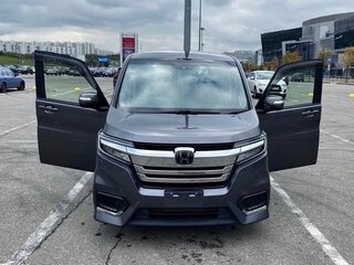2021 Honda Stepwgn Spada V Рестайлинг, серый, 1900000 рублей, вид 3