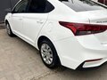 2018 Hyundai Solaris II, белый, 1600000 рублей - вид 8