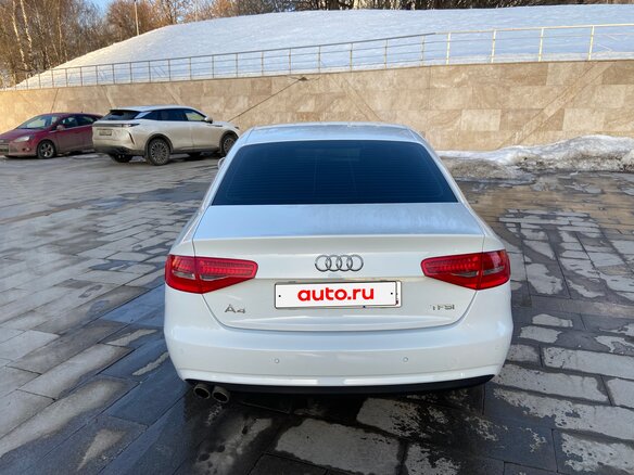 2015 Audi A4 IV (B8) Рестайлинг, белый, 1435000 рублей - вид 5