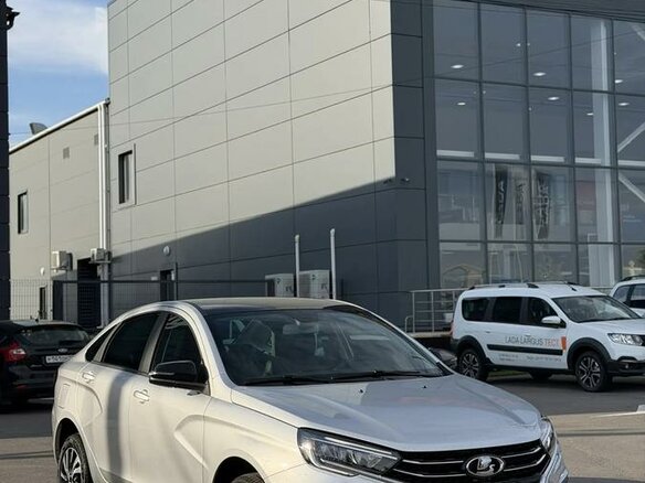 2026 Lada (ВАЗ) Vesta I Рестайлинг (NG), серебристый, 2035000 рублей