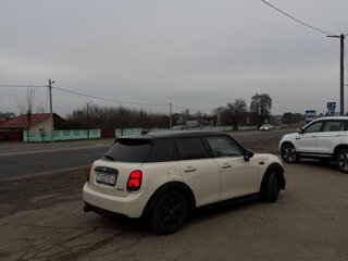 2015 Mini Hatch Cooper III (F55/F56), бежевый, 1137000 рублей, вид 1