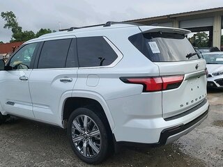 2025 Toyota Sequoia III, белый, 17000000 рублей, вид 4