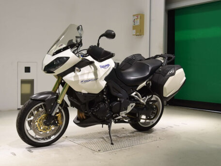 2008 Triumph Tiger 1050, белый, 405000 рублей, вид 1