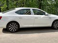 2025 Skoda Superb III Рестайлинг, белый, 3000000 рублей - вид 1