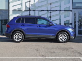 2020 Volkswagen Tiguan II, синий, 2545000 рублей, вид 5