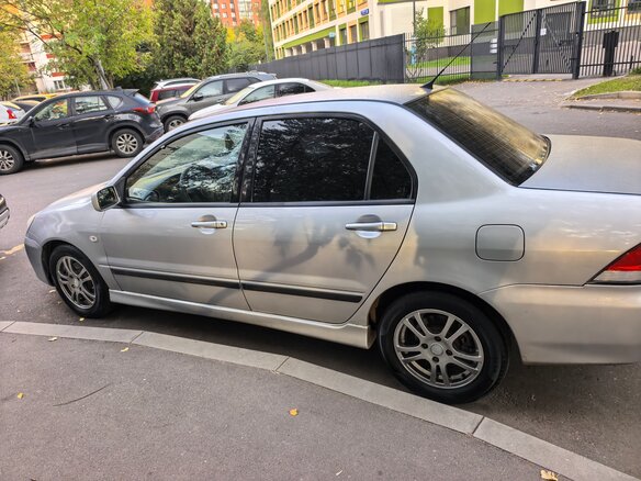 2003 Mitsubishi Lancer IX, серебристый - вид 1