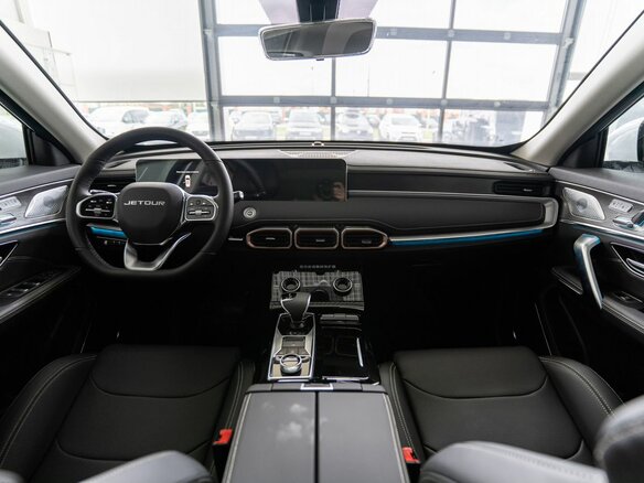 2026 Jetour X70+ I Рестайлинг, белый, 3399000 рублей - вид 11