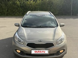 2015 Kia Ceed II, серебристый, 1200000 рублей, вид 2