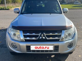 2011 Mitsubishi Pajero IV Рестайлинг 1, серебристый, 2000000 рублей, вид 3