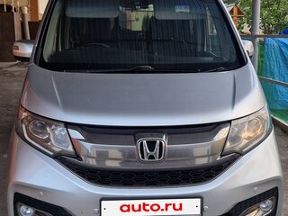2016 Honda Stepwgn Spada V, серый, 1820000 рублей, вид 1