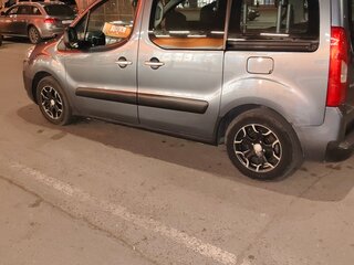 2010 Peugeot Partner II, серый, 680000 рублей, вид 3