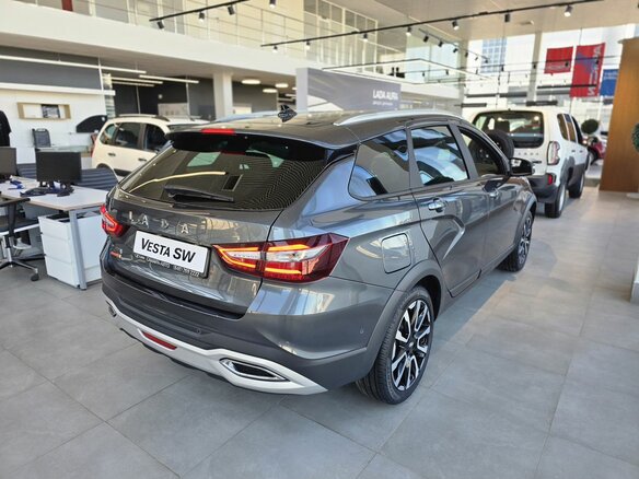 2026 Lada (ВАЗ) Vesta SW Cross I Рестайлинг (NG), серый - вид 3