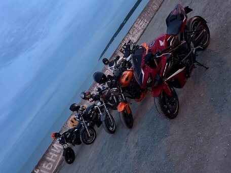 2021 Honda CB 650R, красный, 1000000 рублей, вид 5