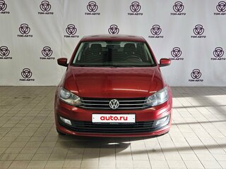 2016 Volkswagen Polo V Рестайлинг, красный, 893000 рублей, вид 2