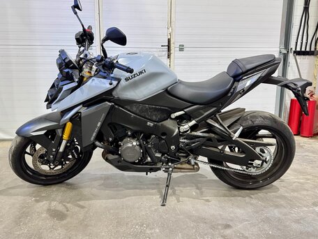 2022 Suzuki GSX-S 1000, серый, 1259000 рублей, вид 3