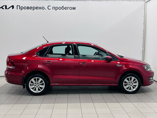 2015 Volkswagen Polo V Рестайлинг, красный, 1129000 рублей, вид 5
