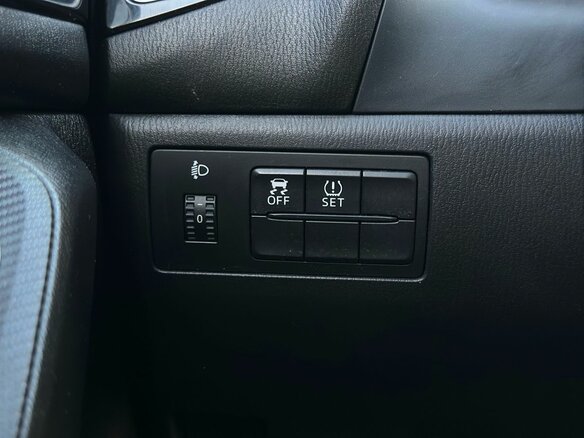 2013 Mazda 3 III (BM), белый, 999000 рублей - вид 13