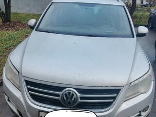 2010 Volkswagen Tiguan I, серебристый, 700000 рублей, вид 1