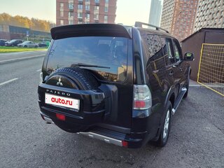 2013 Mitsubishi Pajero IV Рестайлинг 1, чёрный, 2300000 рублей, вид 4