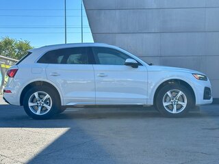 2022 Audi Q5 40 TFSI II (FY) Рестайлинг, белый, 5000000 рублей, вид 3