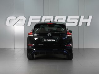 2018 Nissan Leaf II (ZE1), чёрный, 1689000 рублей, вид 4