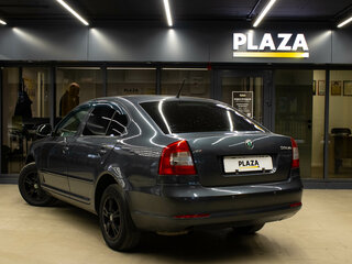 2011 Skoda Octavia II (A5) Рестайлинг, серый, 810000 рублей, вид 3
