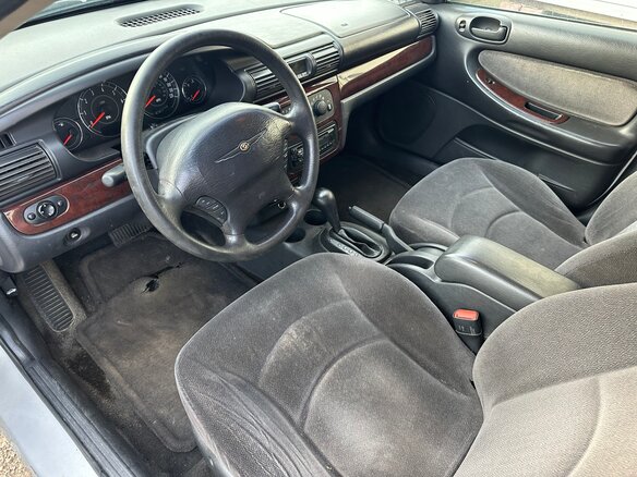 2000 Chrysler Sebring II, серебристый, 130000 рублей - вид 5