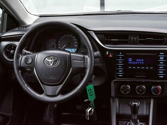 2018 Toyota Corolla XI (E160, E170, E180) Рестайлинг 1, серый, 1569000 рублей - вид 17