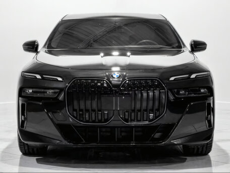 2025 BMW 7 серии 760i xDrive VII (G70), чёрный, 14468417 рублей, вид 2
