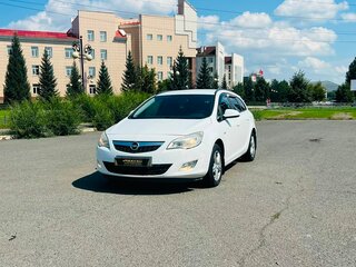 2012 Opel Astra J, белый, 659000 рублей, вид 2