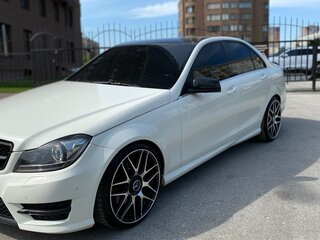 2012 Mercedes-Benz C-Класс 300 III (W204) Рестайлинг, белый, 1650000 рублей, вид 4