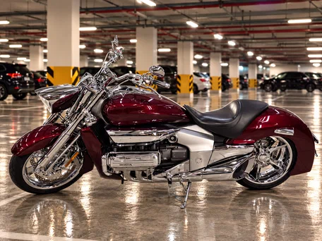 2005 Honda Valkyrie Rune, пурпурный, 2150000 рублей, вид 1