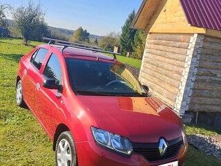 2014 Renault Logan II, красный, 620000 рублей, вид 1