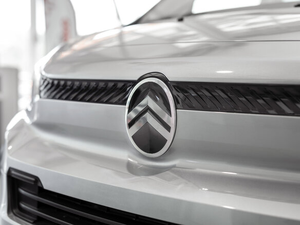 2025 Peugeot Expert, белый, 5099000 рублей - вид 6