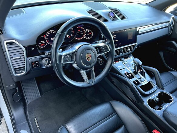 2021 Porsche Cayenne III, серый, 7750000 рублей - вид 31