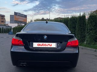 2009 BMW 5 серии 523i V (E60/E61) Рестайлинг, чёрный, 1600000 рублей, вид 3