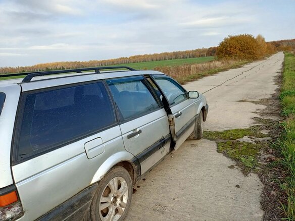 1991 Volkswagen Passat B3, серый, 70000 рублей - вид 2