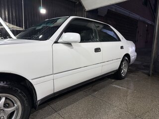 1995 Toyota Crown X (S150), белый, 630000 рублей, вид 5