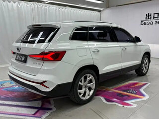 2023 Jetta VS7 I Рестайлинг 1, белый, 1700888 рублей, вид 4