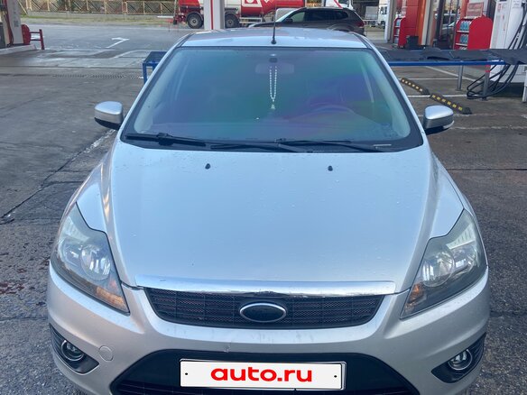 2008 Ford Focus II Рестайлинг, серебристый, 510000 рублей