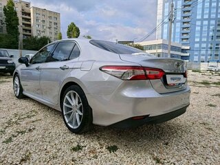 2018 Toyota Camry VIII (XV70), серебристый, 2635000 рублей, вид 4