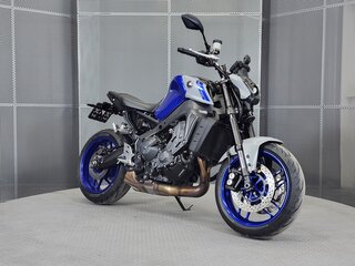 2021 Yamaha MT-09 (FZ-09), синий, 949000 рублей, вид 2