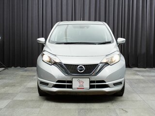 2020 Nissan Note II Рестайлинг, серый, 1050000 рублей, вид 2