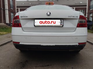 2020 Skoda Octavia III (A7) Рестайлинг, белый, 900000 рублей, вид 4