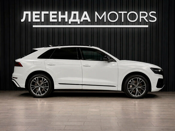 2020 Audi Q8 50 TDI I (4M), белый, 7990000 рублей - вид 2