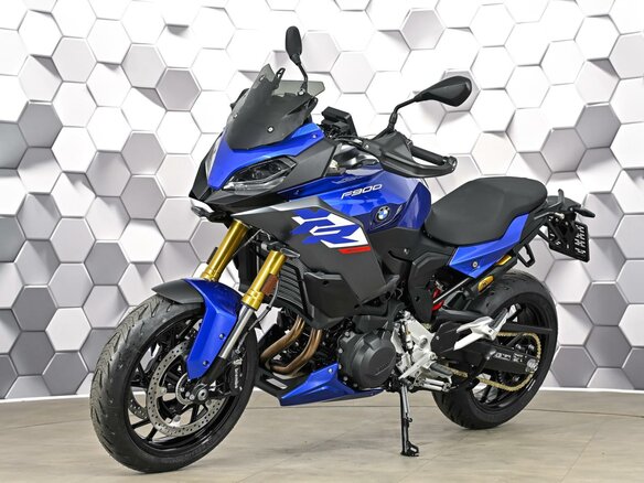 2024 BMW F 900 XR, синий - вид 1