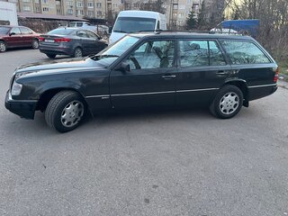 1988 Mercedes-Benz W124 230, чёрный, 359000 рублей, вид 2